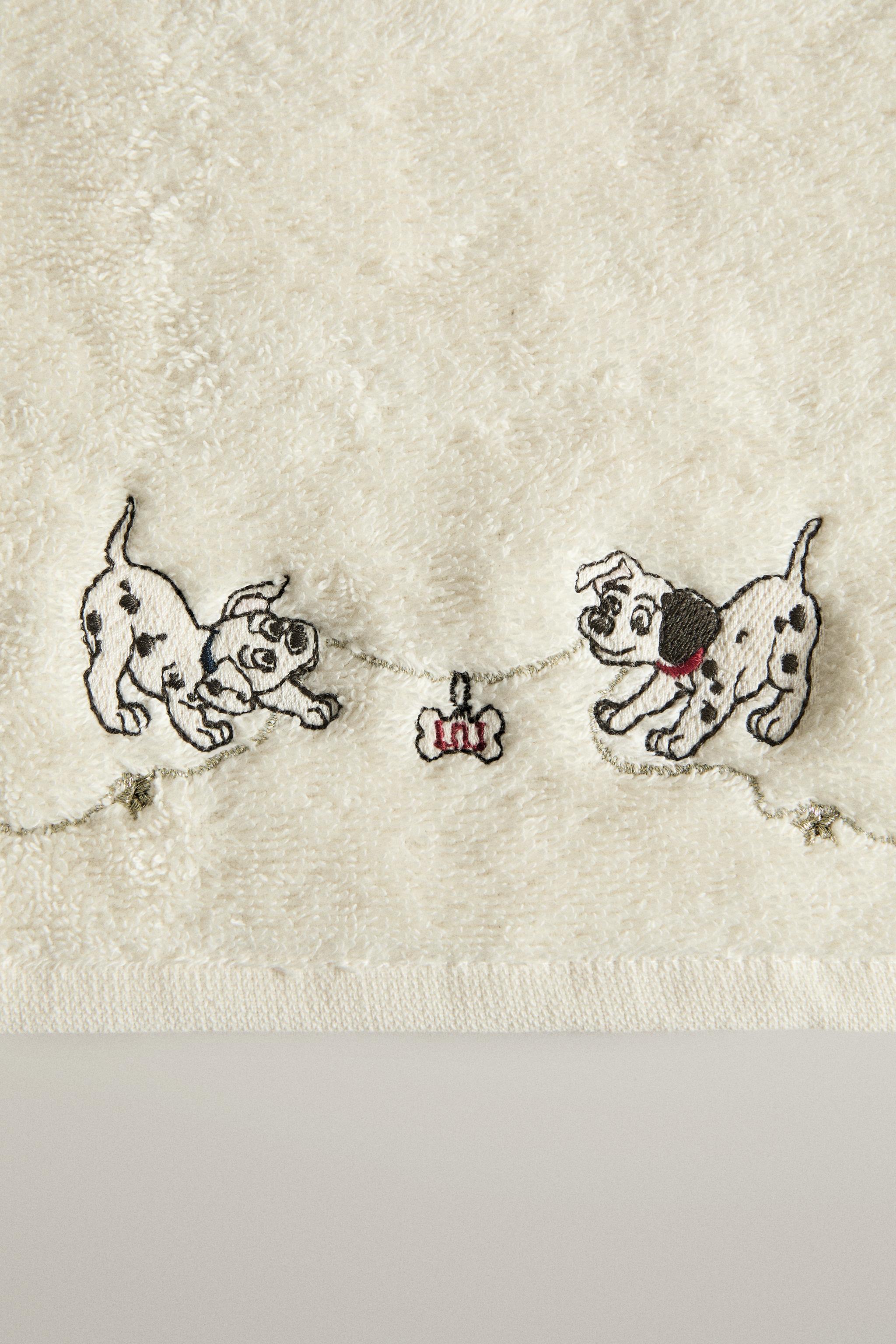SERVIETTE DE BAIN ENFANT BRODÉE NOËL 101 DALMATIENS ©DISNEY