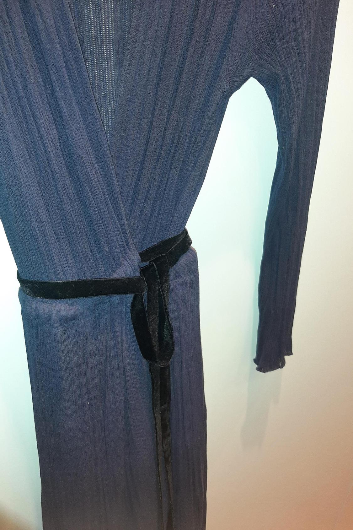 CROSSOVER DRESS WITH BELT - Image 3