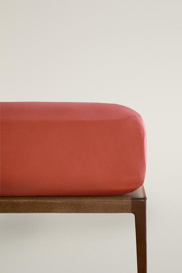 SATEEN FITTED SHEET | 40 CM HIGH (300 THREAD COUNT) - Raspberry by Zara