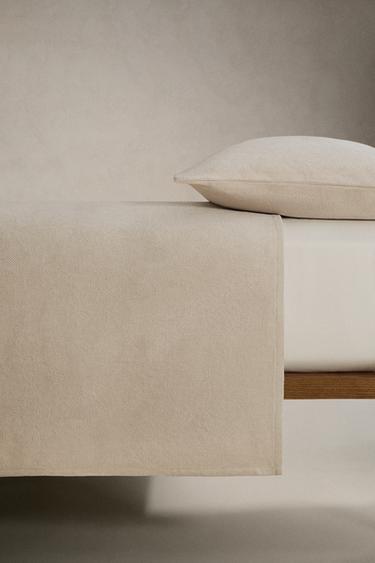 CHENILLE BEDSPREAD - Light grey by Zara - Image 2