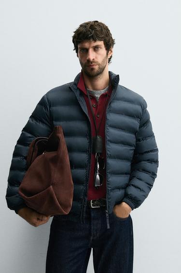 جاكيت منجد خفيف WATER REPELLENT - بحري الخاص بـ Zara
