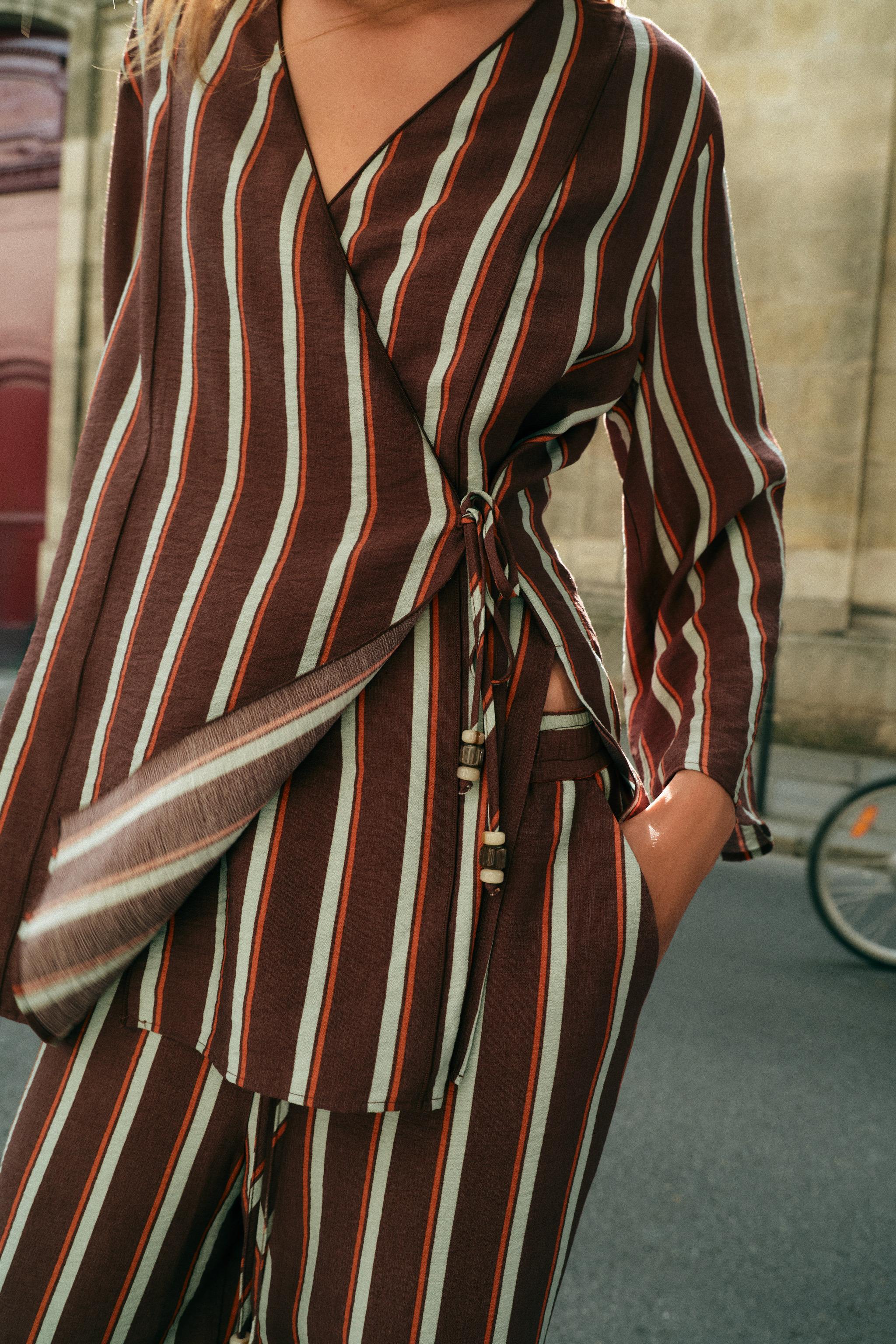 STRIPED WRAP JACKET — Brown Stripes