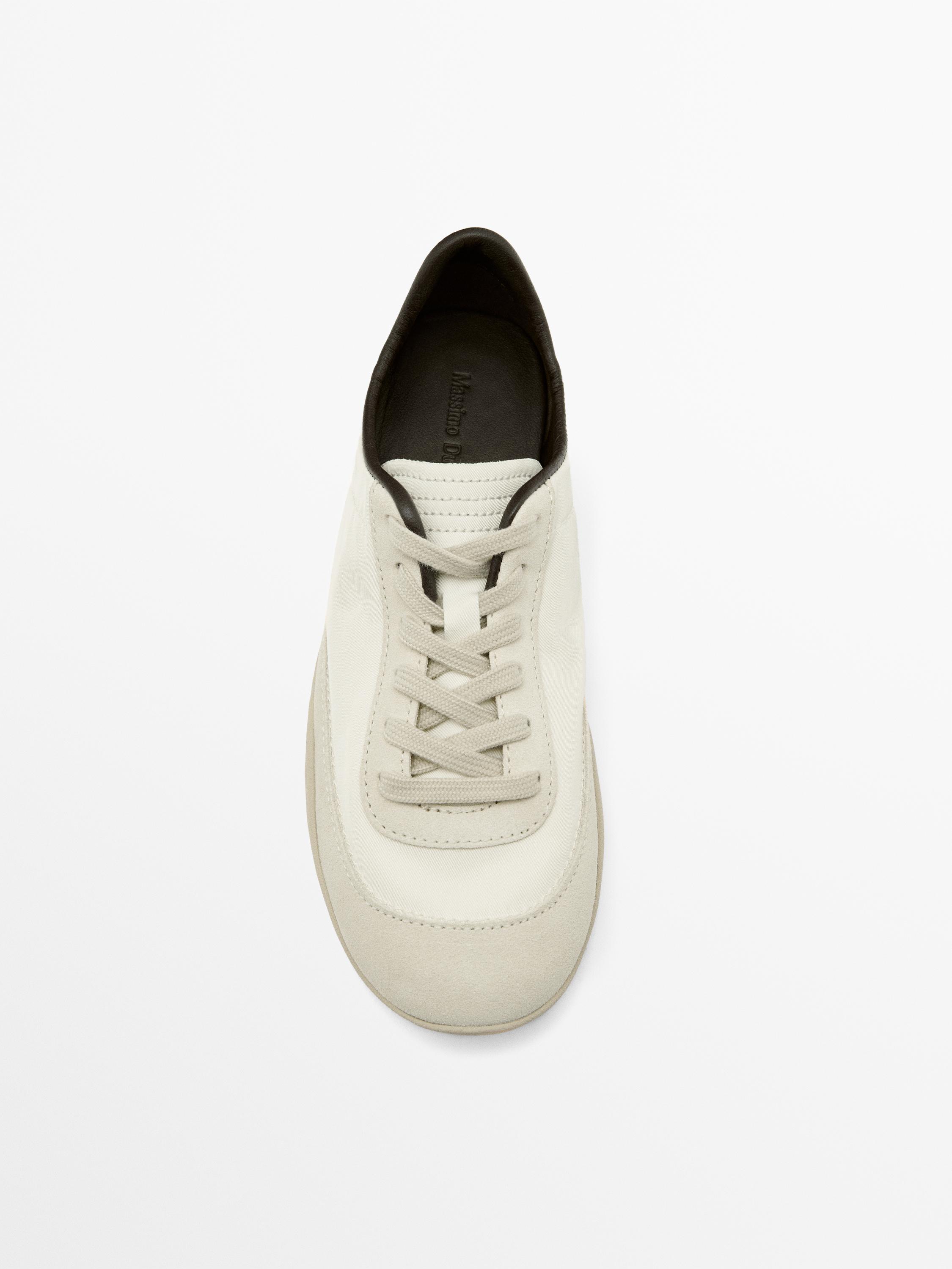 Chaussure de sport combinée