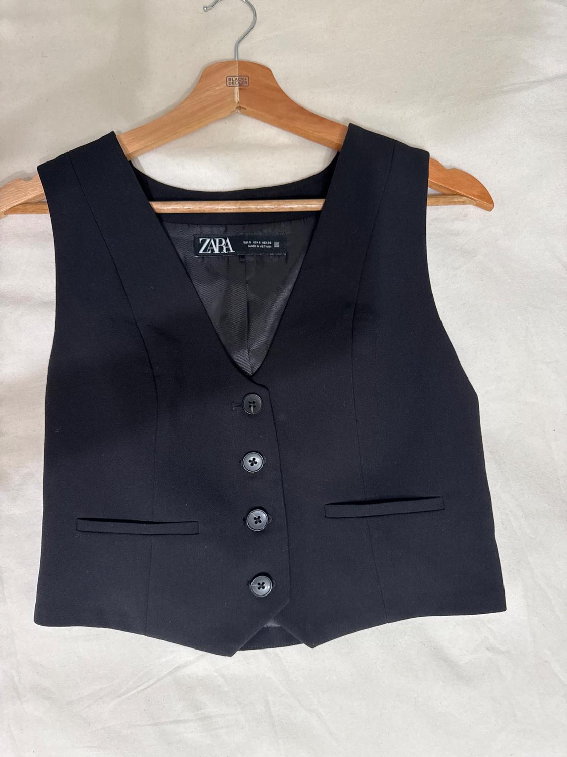 TAILORED WAISTCOAT