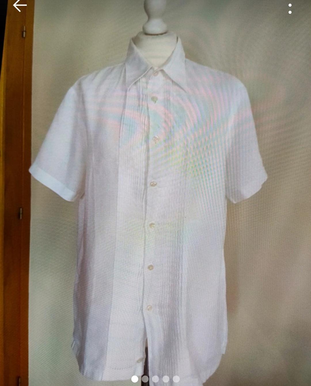 Front view of a short-sleeved white shirt with a button fastening and classic collar.