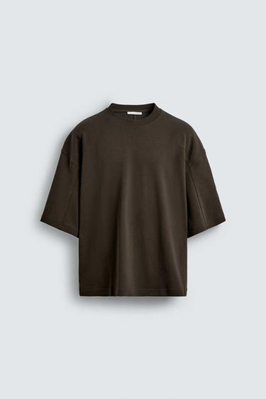 CAMISETA BOXY FIT COSTURAS  LIMITED EDITION - Marrón de Zara