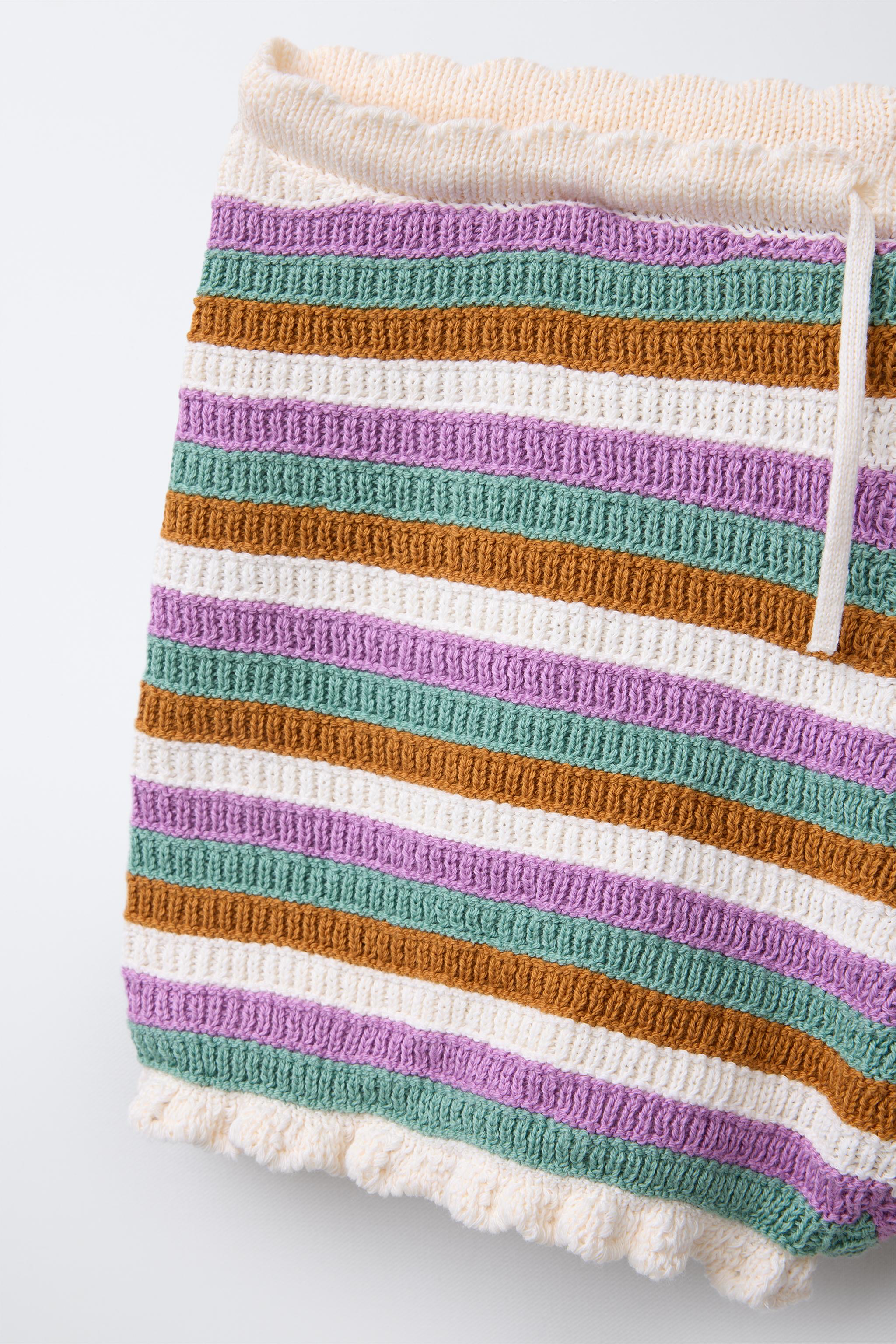 6 ANS/ ENSEMBLE EN MAILLE RAYURES CROCHET