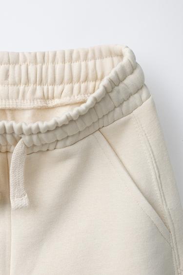 PANTALON EN MOLLETON BARREL ÉTIQUETTE - Écru de Zara - Image 2