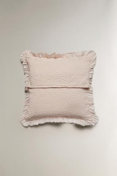 KIDS’ MINI WAFFLE TEXTURE CUSHION COVER WITH RUFFLE TRIM - Pink by Zara - Image 2