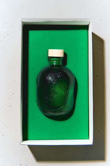 (180 ML) YUZU & MUSK GEURSTOKJES - Print van Zara
