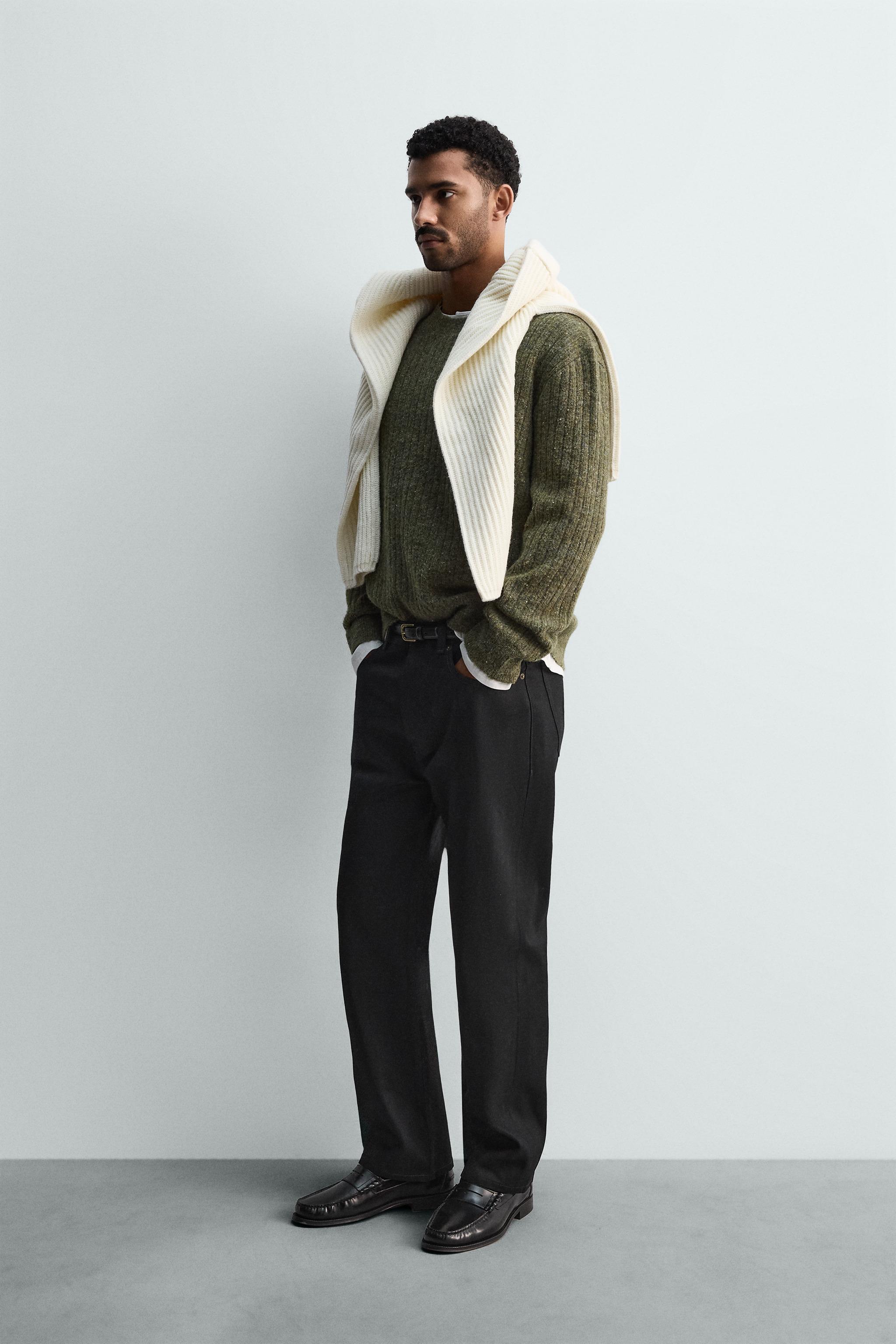 RIBBED BUTTONED JUMPER