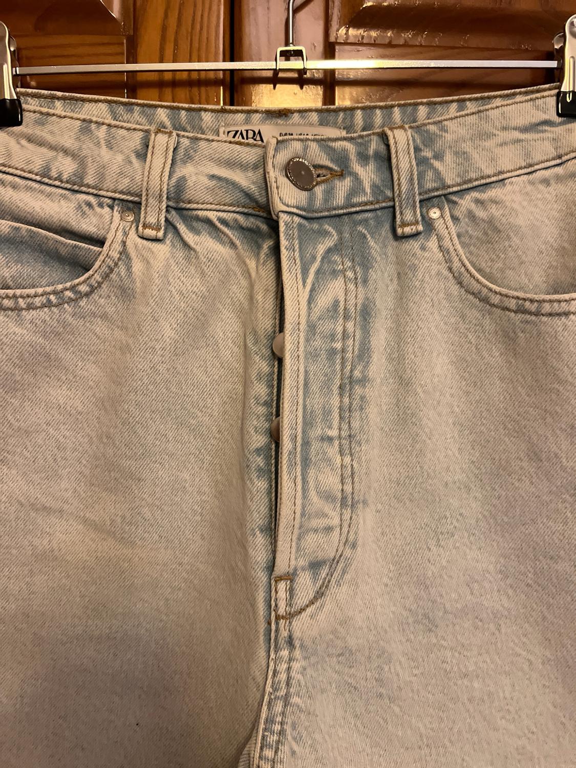 MOM DENIM SHORTS WITH TURN-UP HEMS - Image 2