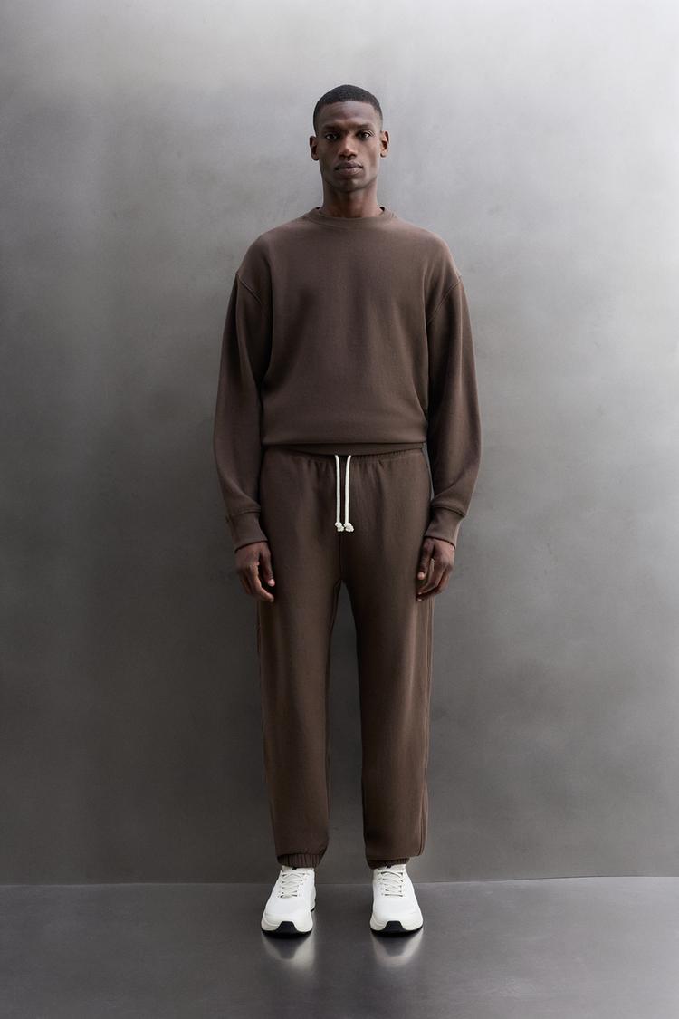RELAXED FIT CREWNECK SWEATSHIRT