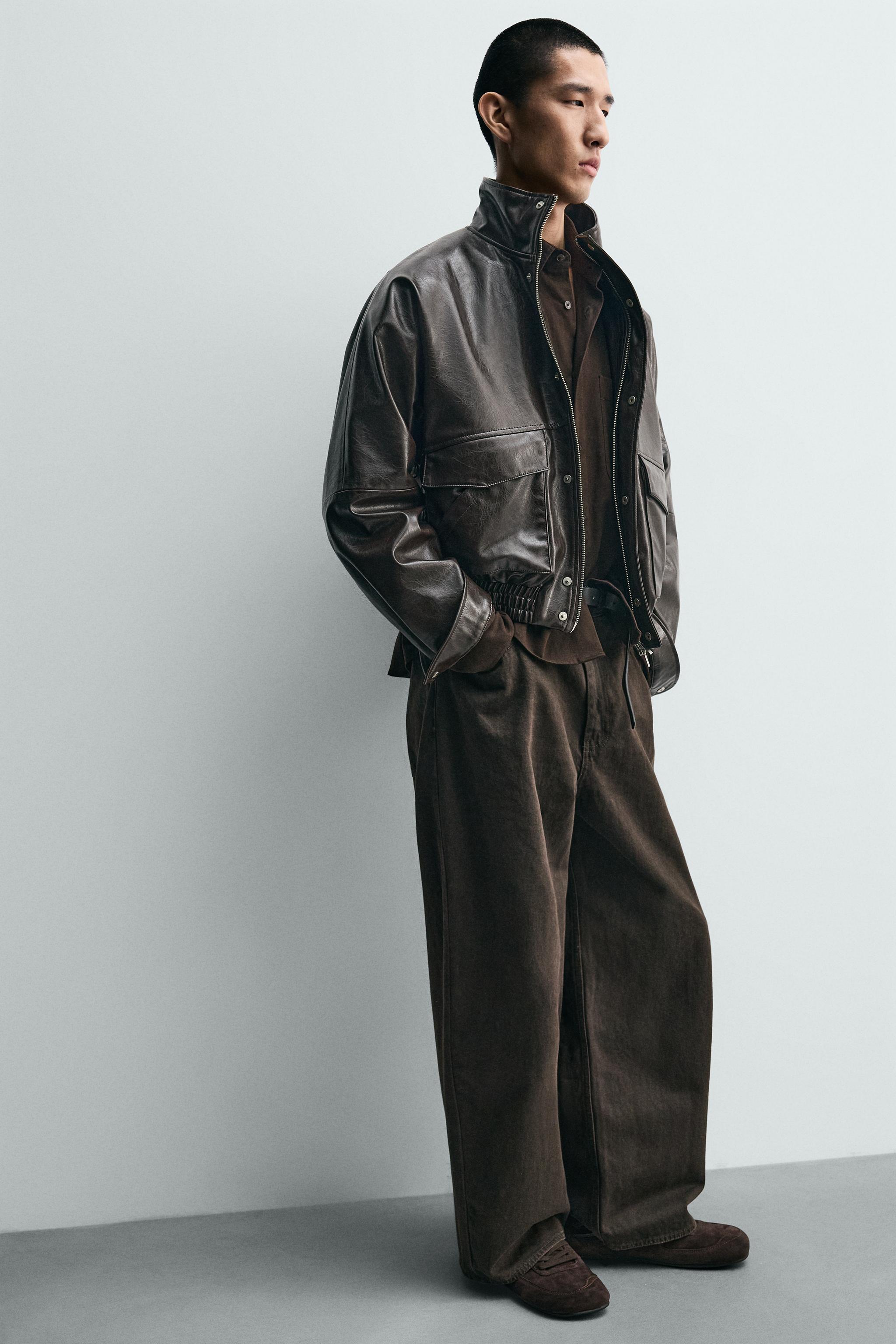 BLOUSON COURT MATIÈRE SYNTHÉTIQUE