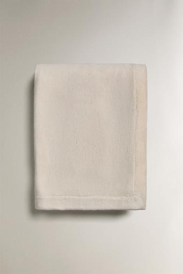 PLAIN COTTON THROW - Ecru by Zara