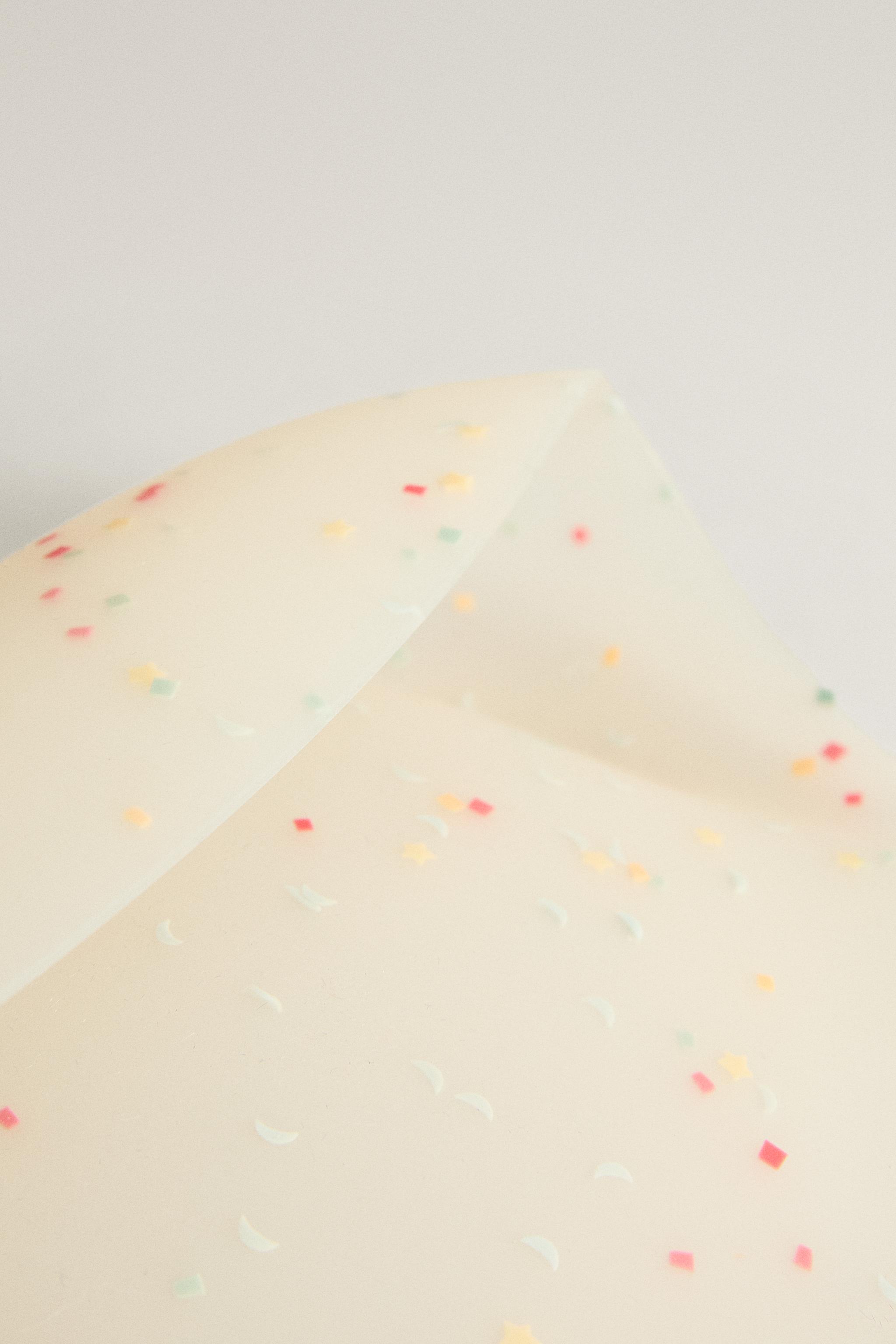 BAVOIR ENFANT SILICONE CONFETTIS
