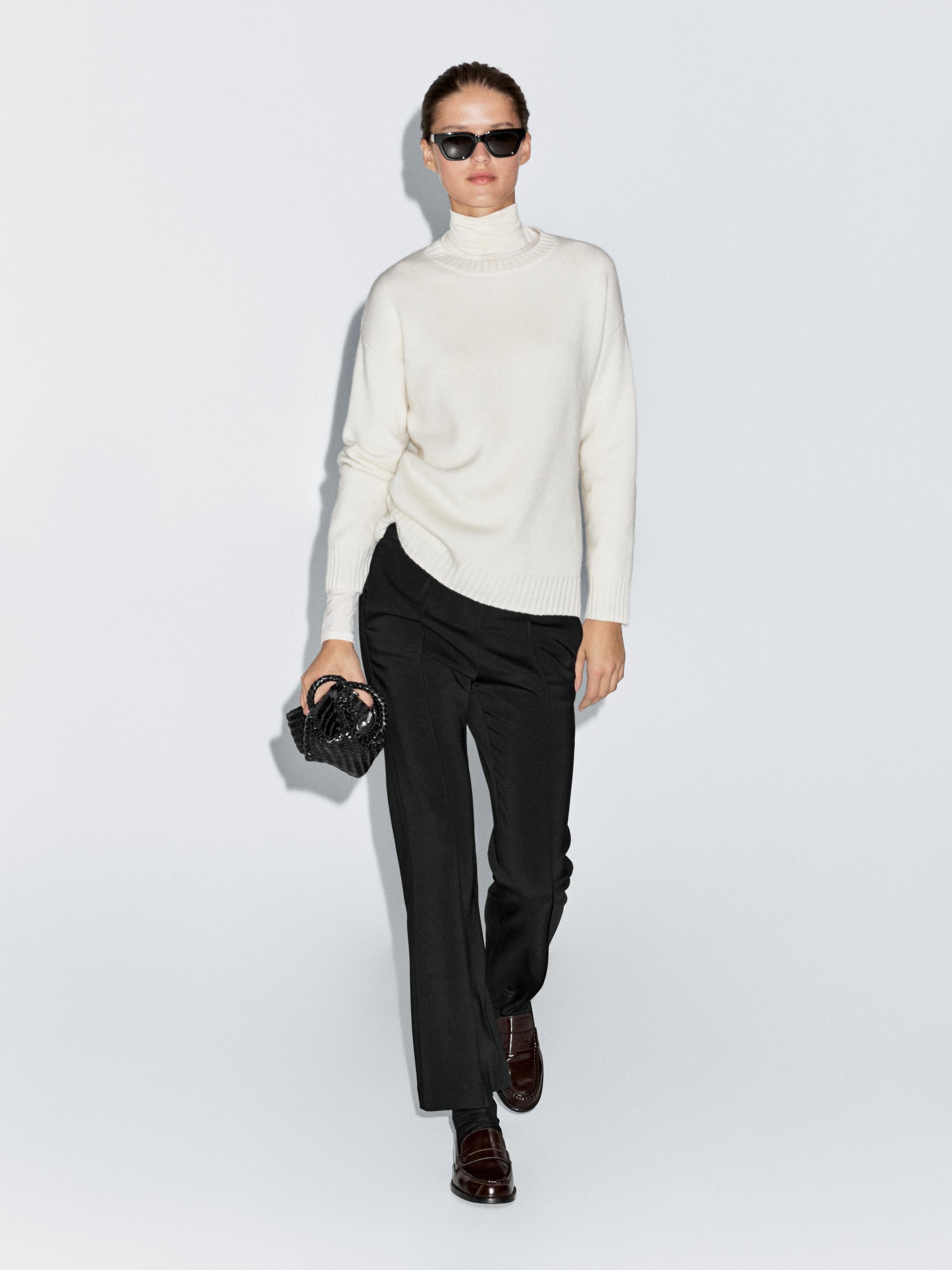 Crepe trousers with seam detail