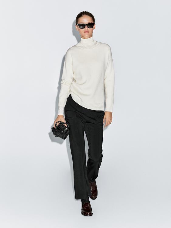 Crepe trousers with seam detail