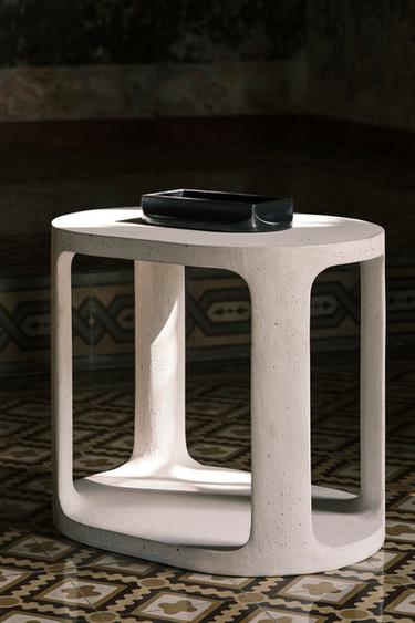 SIDETABLE 02 - blanc de Zara