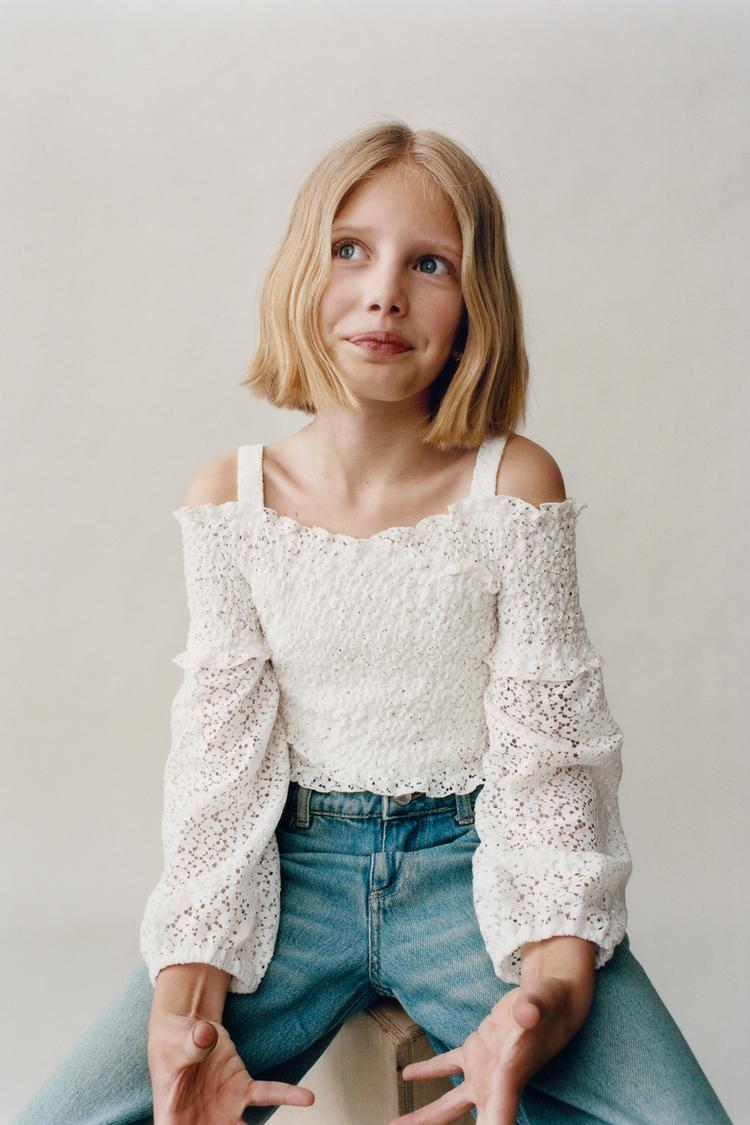 TEXTURED SURPLICE TOP