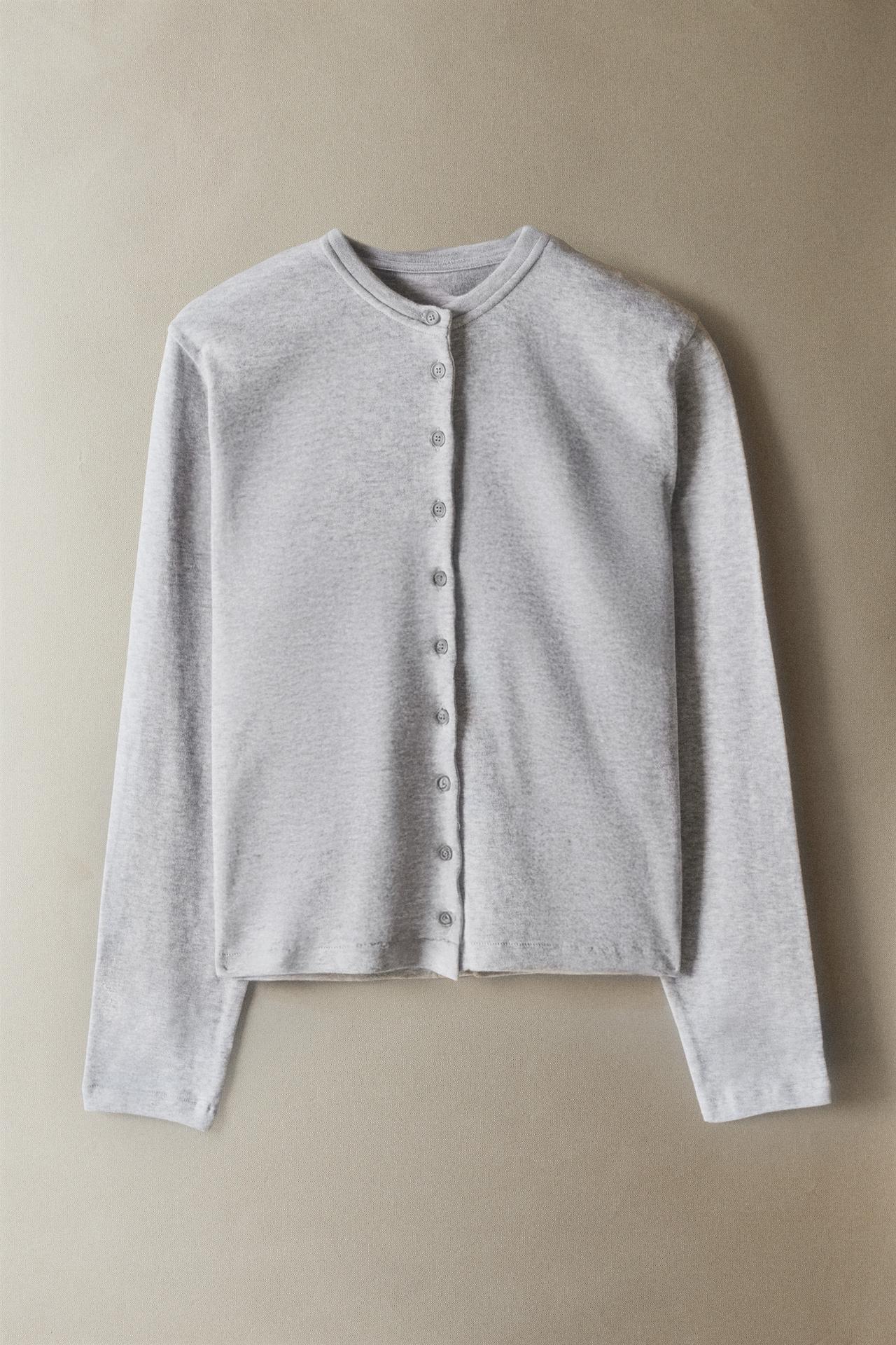 LONG SLEEVE BUTTON T-SHIRT — Gray