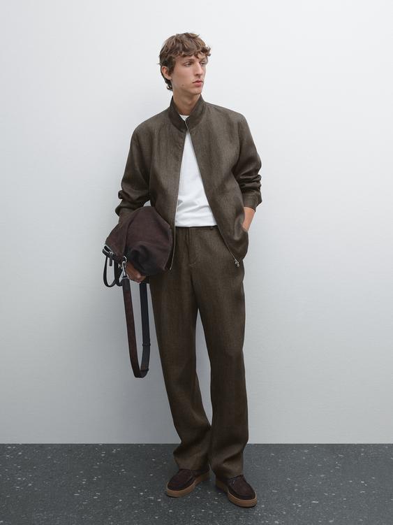 Faded total look linen trousers
