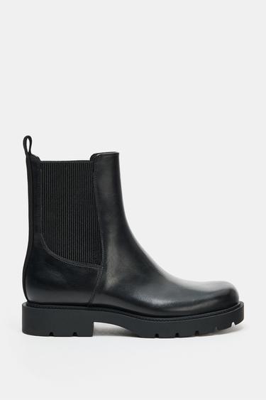 ANKLE BOOTS WITH TRACK SOLE - Black by Zara