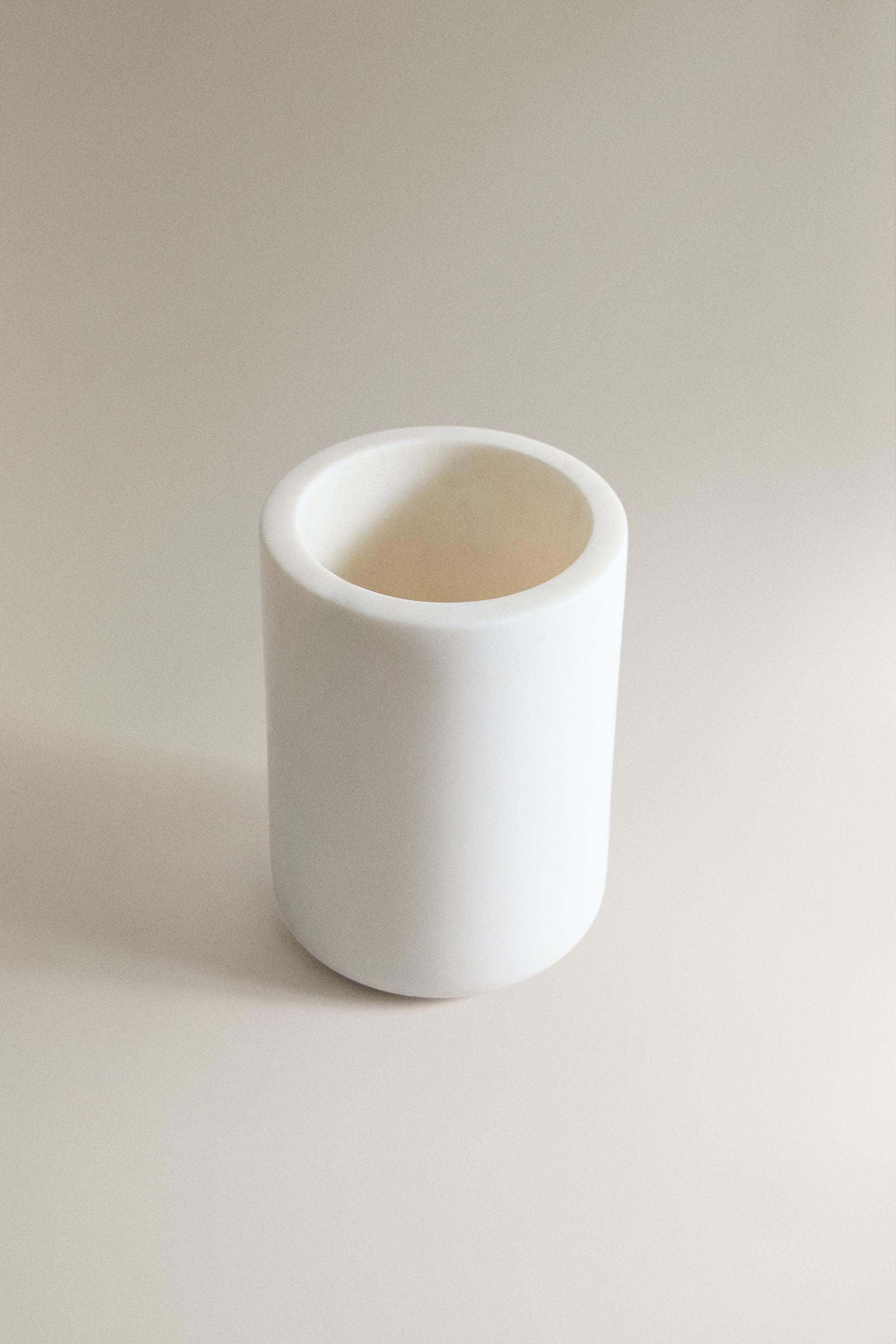 MARBLE UTENSIL JAR — 255