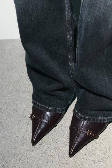 BOTTINES À TALONS FINS AVEC BOUCLE - Marron de Zara - Image 1