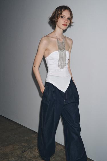 TOP غير متناسق دون حمالات - أبيض الخاص بـ Zara