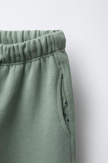 PANTALON MOLLETON À POCHES IMPRIMÉ - vert délavé de Zara - Image 3