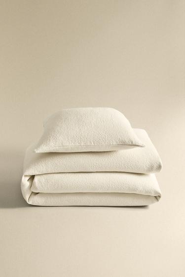 COUVRE-LIT TEXTURE JACQUARD - Écru de Zara
