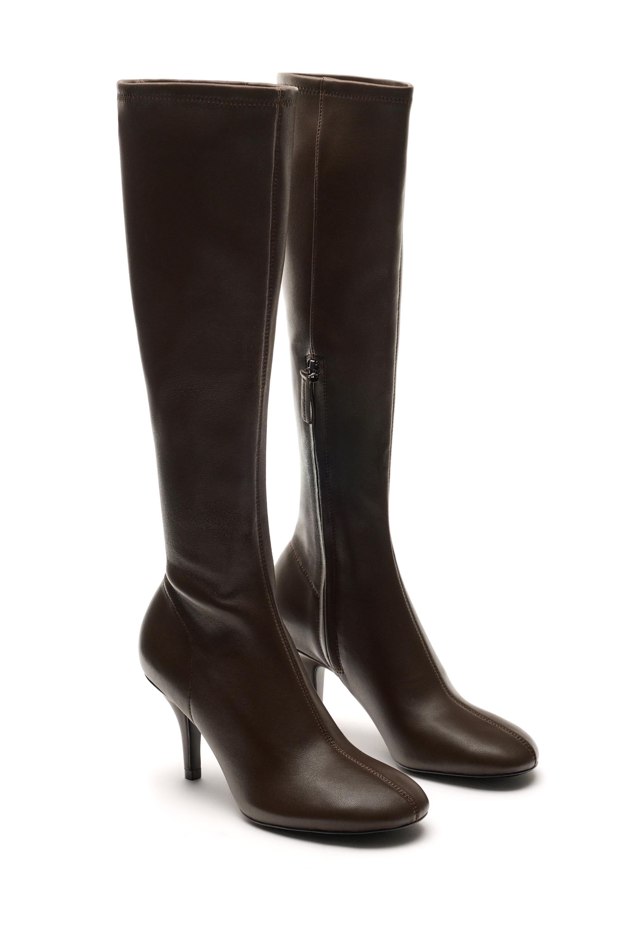 Elastic leather heeled boot - LIMITED EDITION