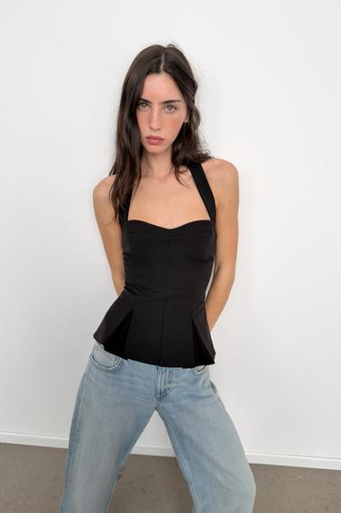 ТОП С ГОРЛОВИНОЙ ХАЛТЕР СО СБОРКАМИ — ЧЕРНЫЙ от Zara