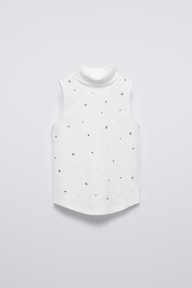 CAMISETA RIB CUELLO VUELTO STRASS - Blanco de Zara