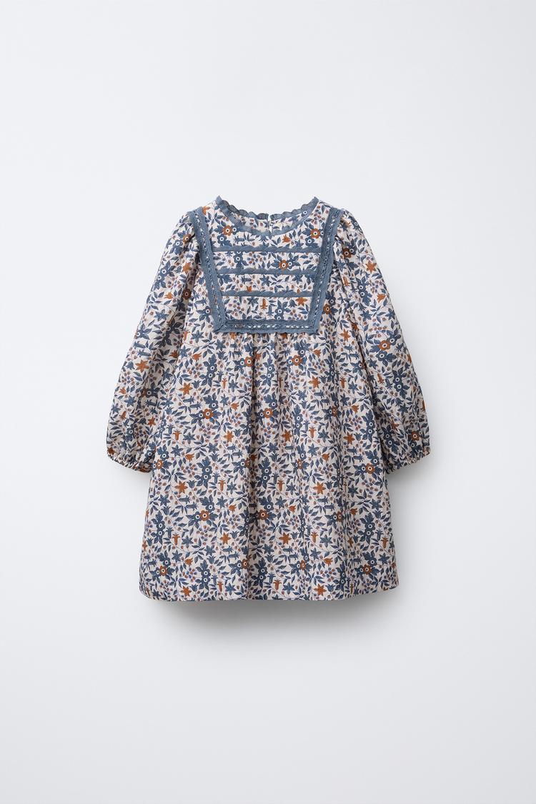 Тәртіп сақшылары студентті сорғызуға мәжбүрлеген