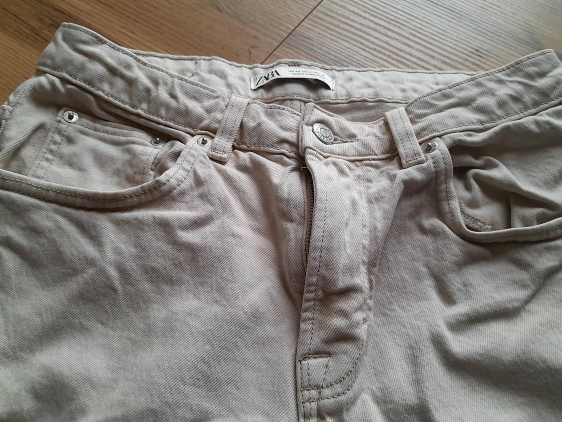 BASIC COLOURED BERMUDAS - Image 2