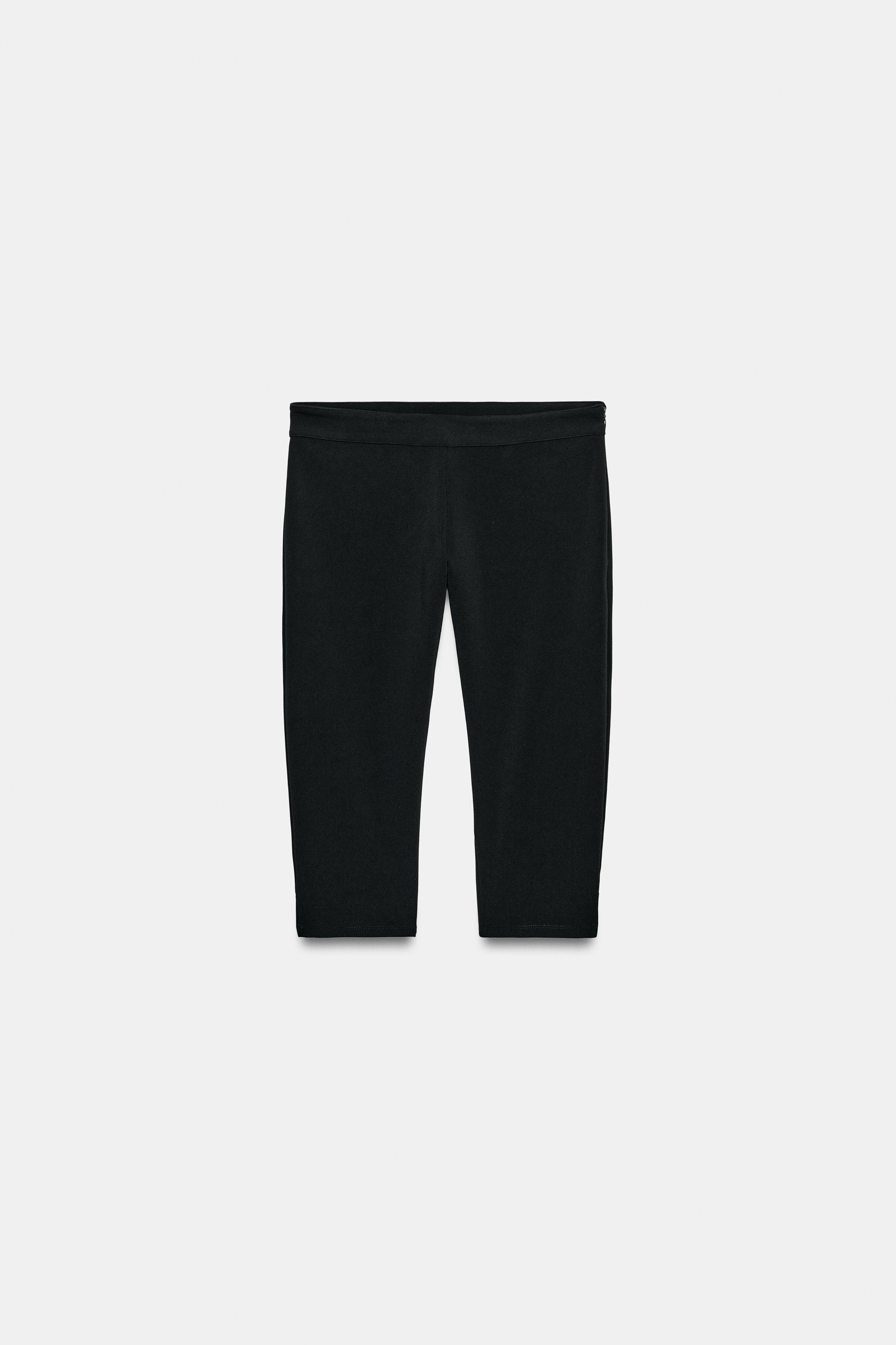 STRETCH CAPRI PANTS