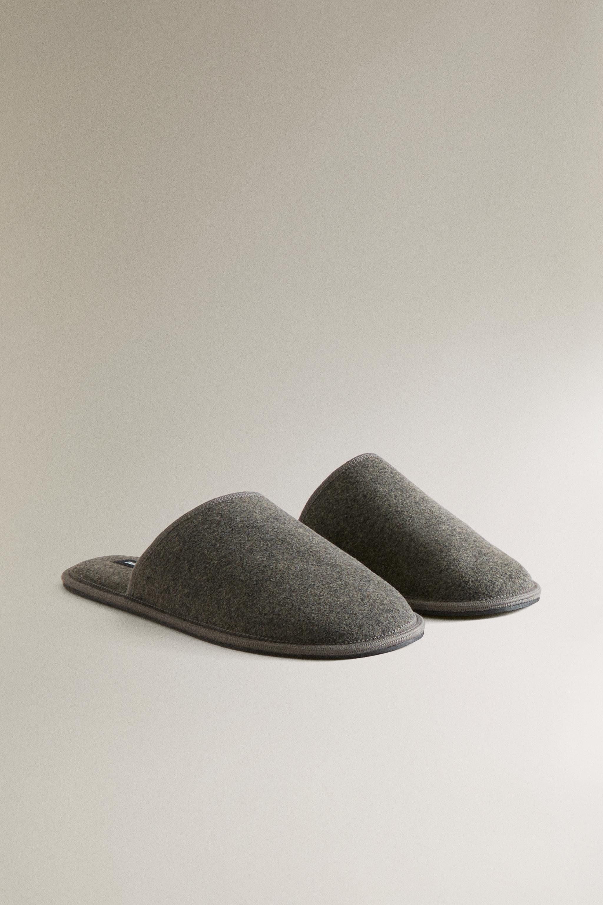 WARM FABRIC SLIPPERS — Dark Gray
