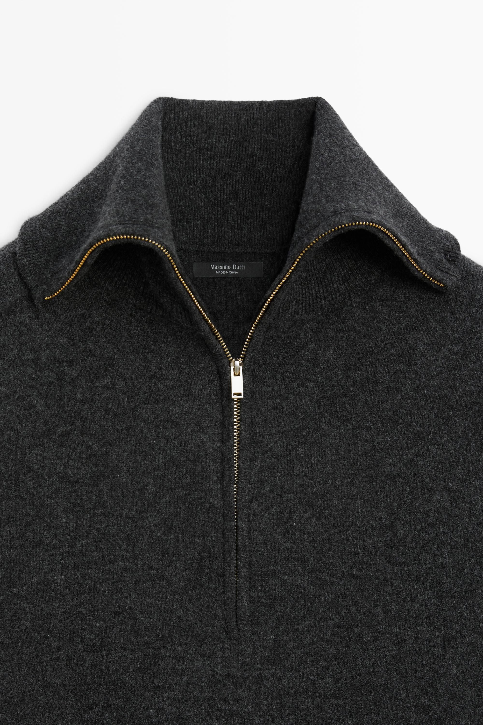 Pull en maille à col large zippé