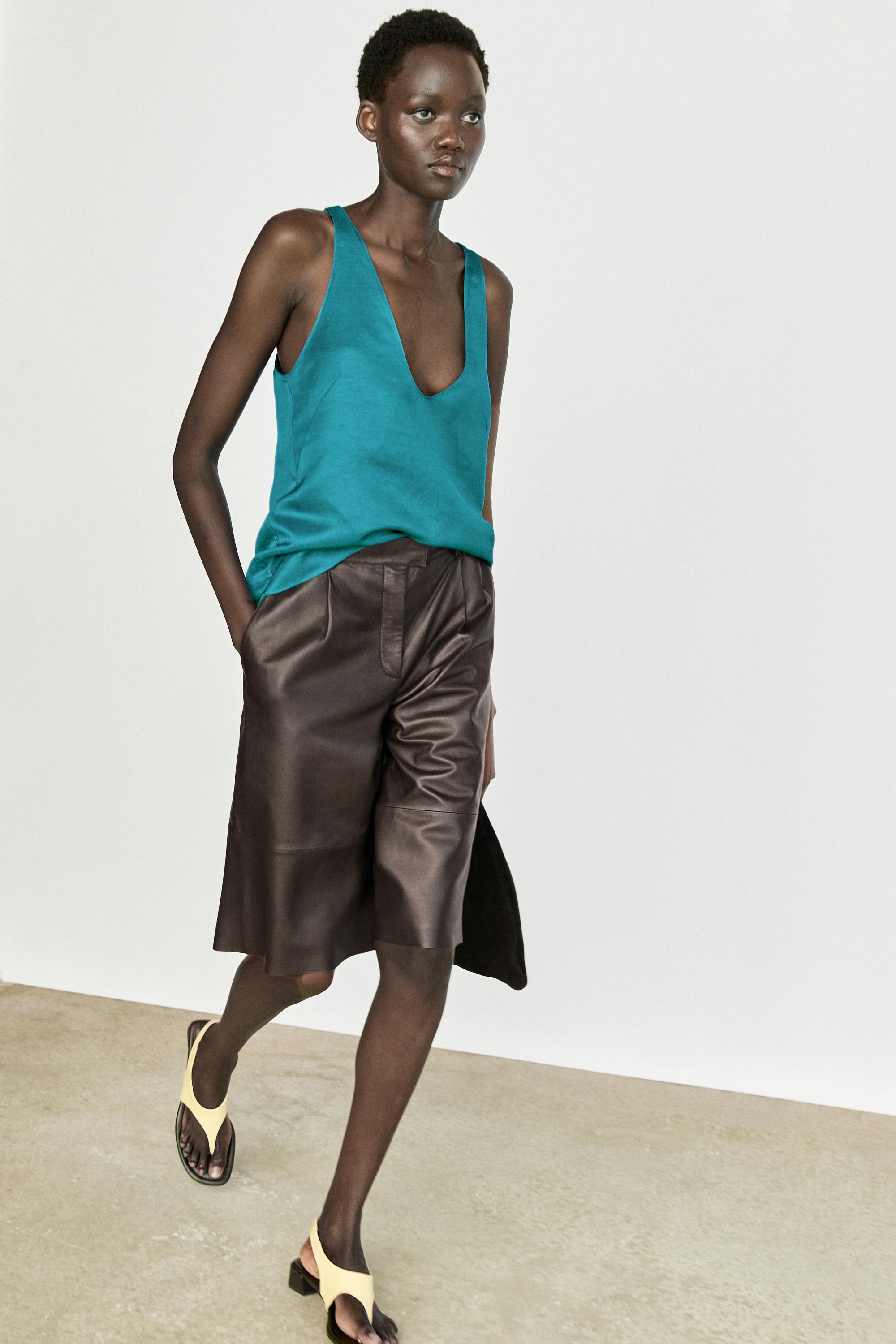 Satin linen blend V-neck top — Dark turquoise