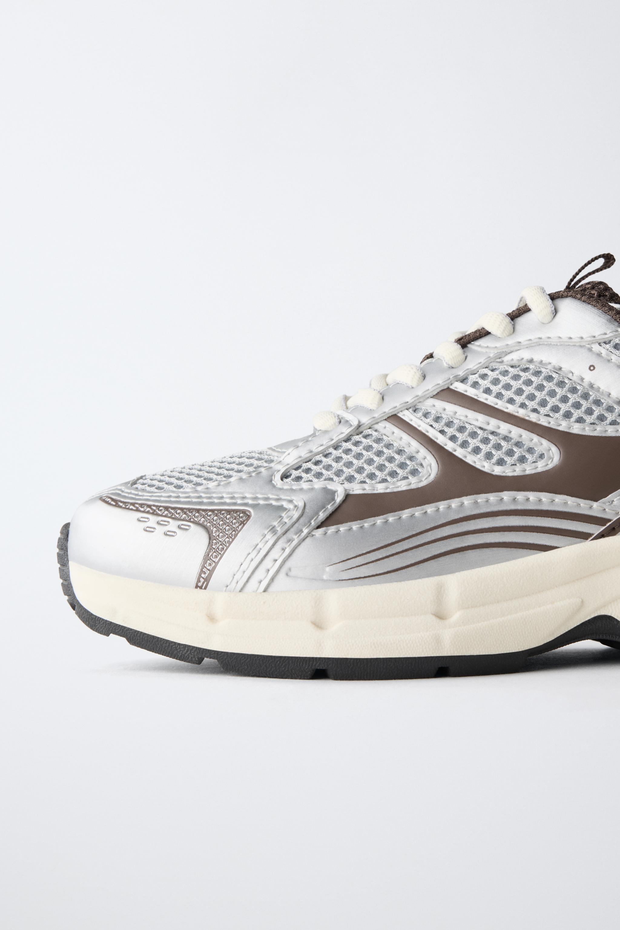 TECHNICAL MESH SNEAKERS