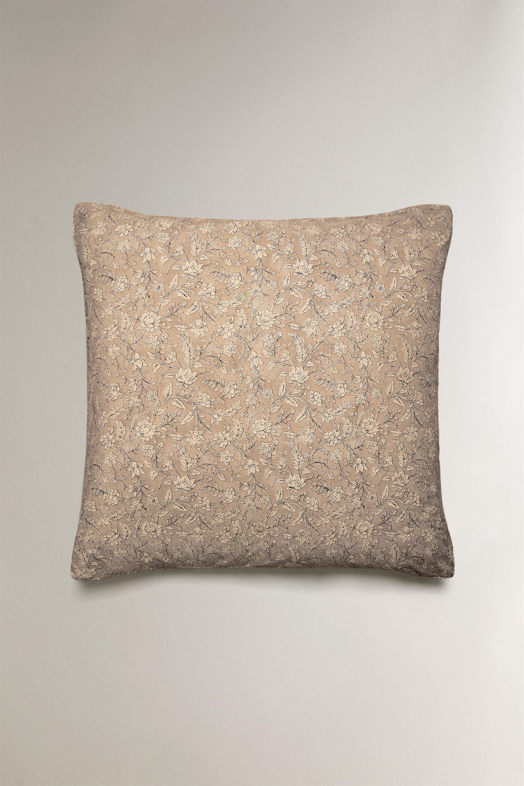 フローラルプリント ピローケース - ベージュ | ZARA Japan / 日本
