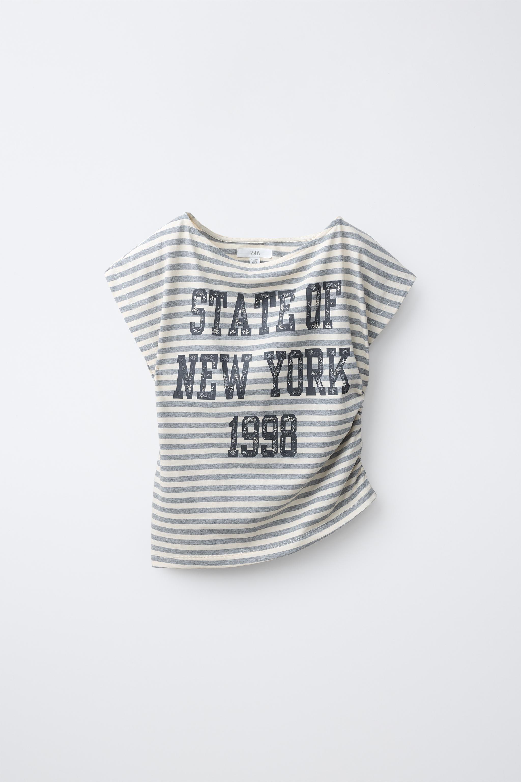 CAMISETA RAYAS TEXTO FRUNCE