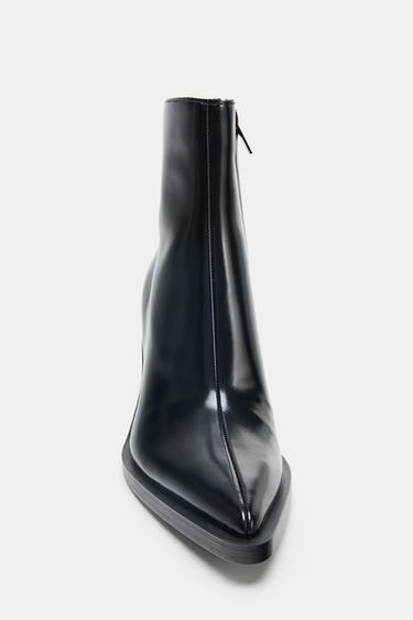 BOTTINES À TALONS COW-BOY - Noir de Zara - Image 4