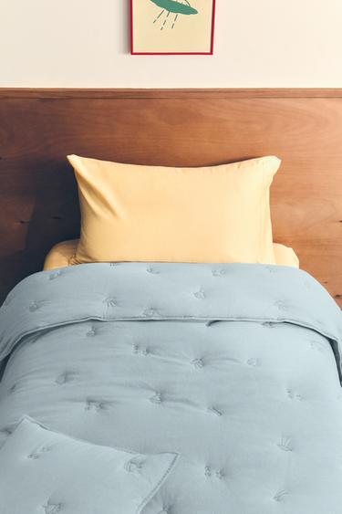 CHILDREN'S COTTON SPACE QUILT - Blue by Zara