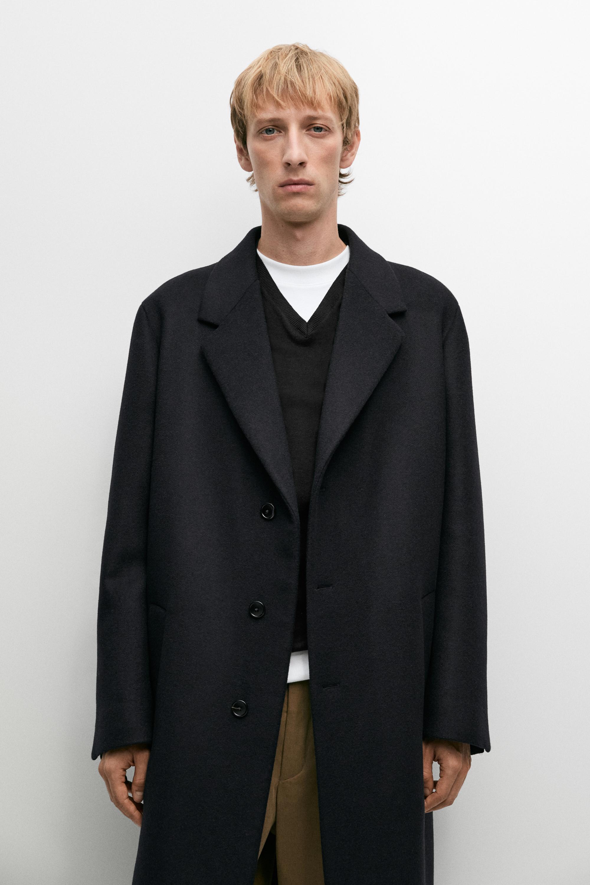 100% wool coat with lapel collar