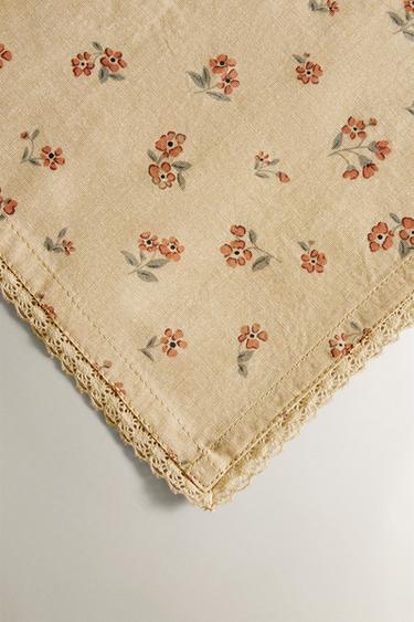 LOT DE SERVIETTES FLEURS SAUVAGES AVEC DENTELLE (LOT DE 2) - Jaune de Zara - Image 2