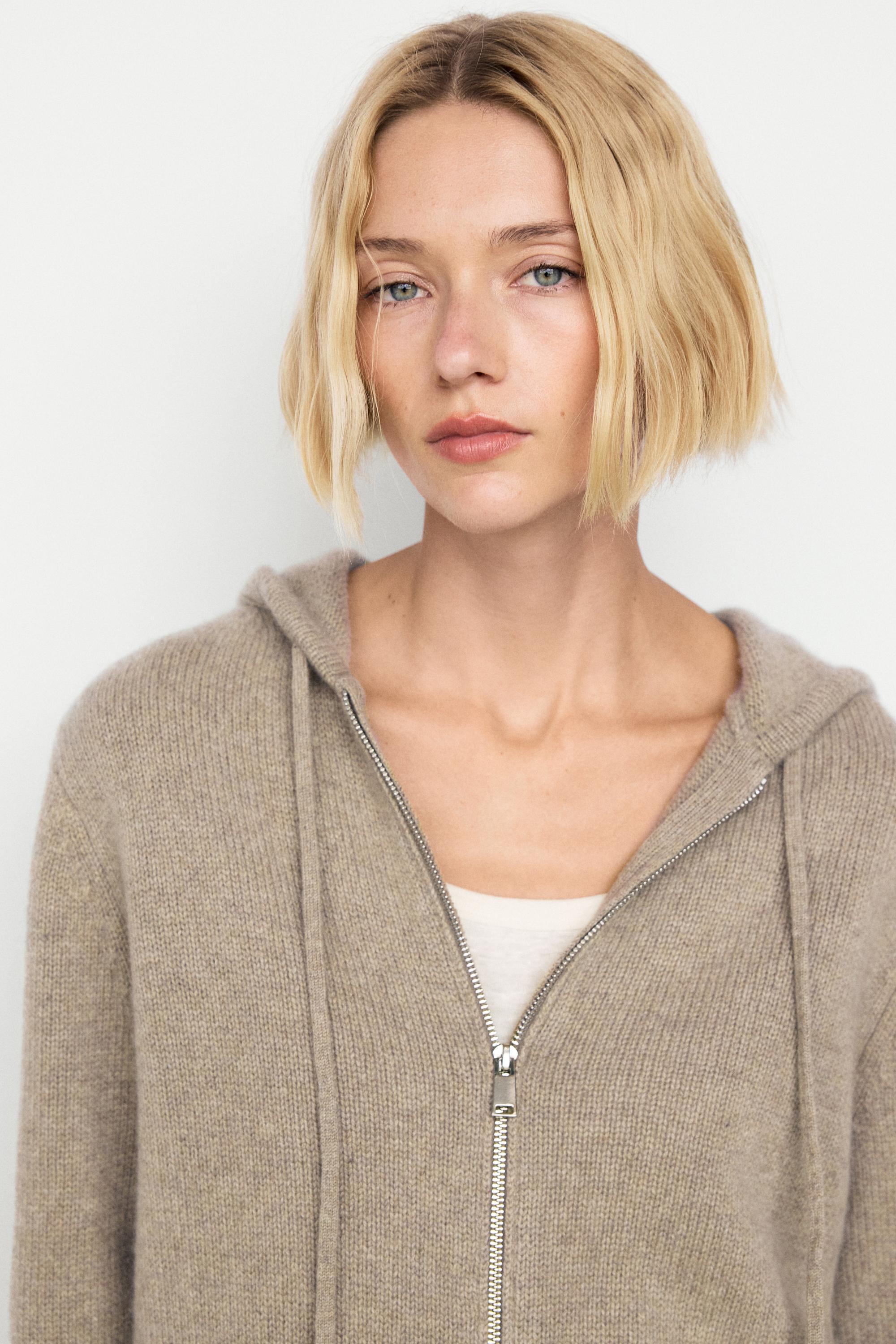100% cashmere hooded zip-up cardigan — Beige