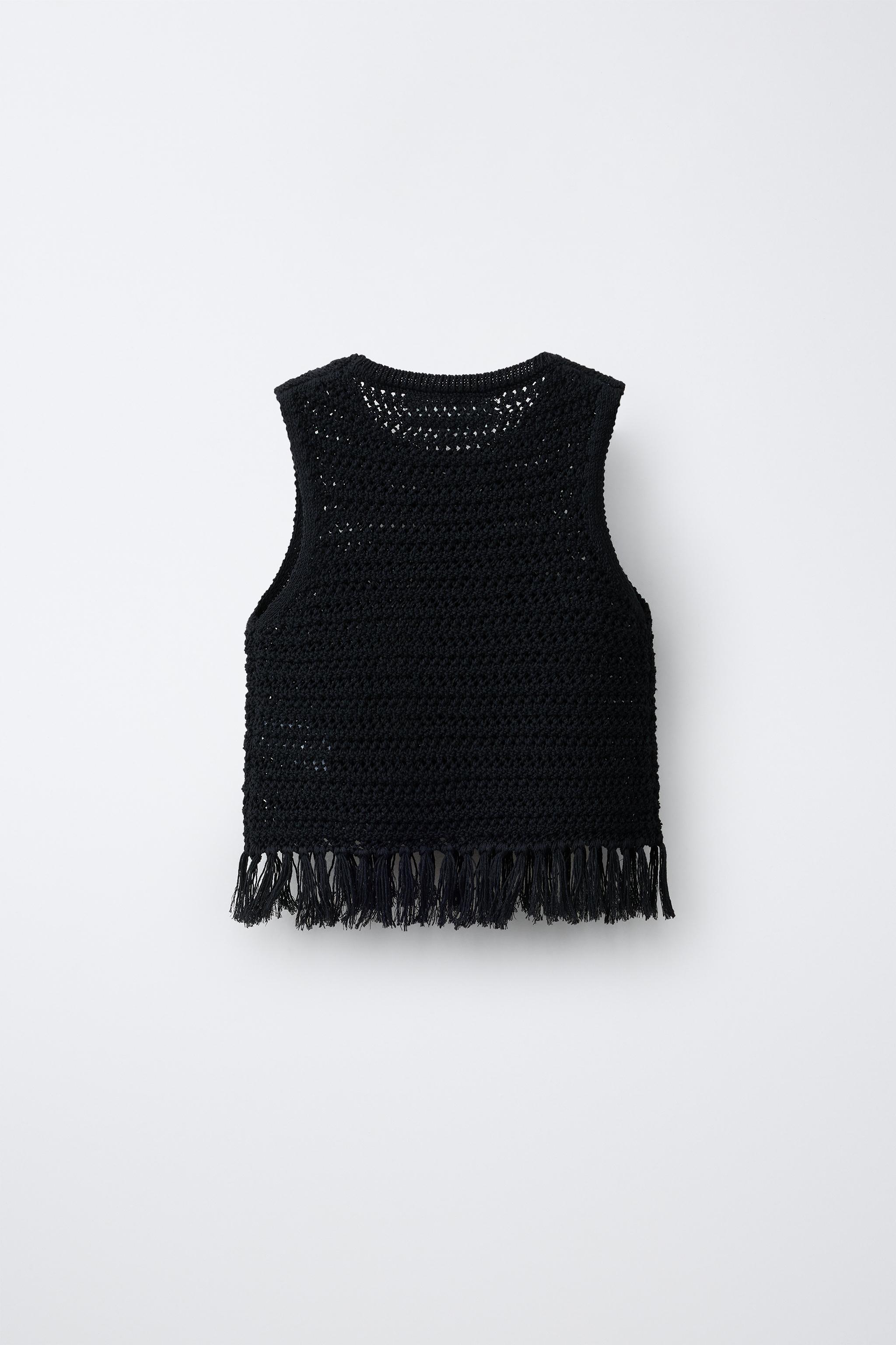 TOP EN MAILLE À FRANGES